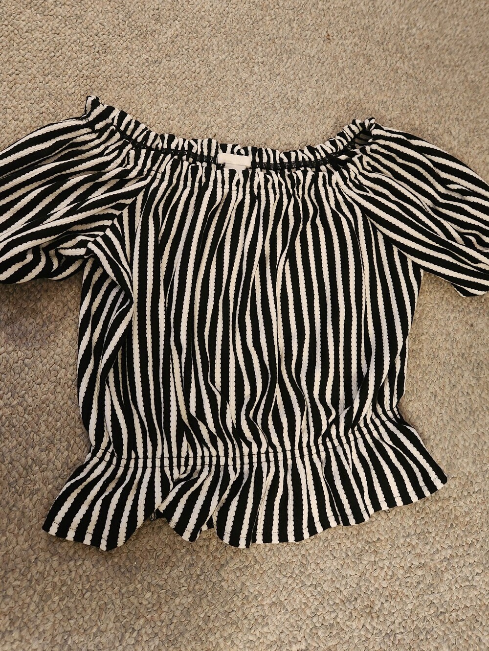 Women's H&M Black & White Striped Off-Shoulder Top